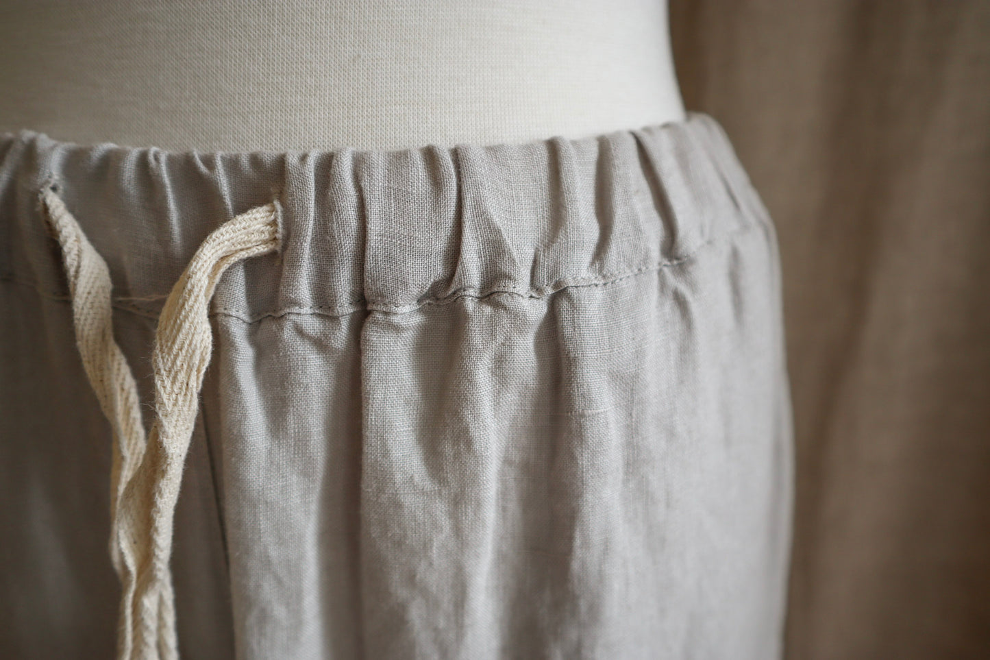 Cropped Linen Pant